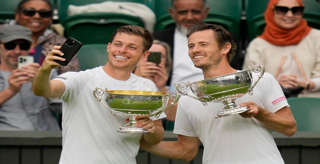 Neal Skupski victorious in men's doubles as Gordon Reid and Alfie Hewett reclaim wheelchair doubles title